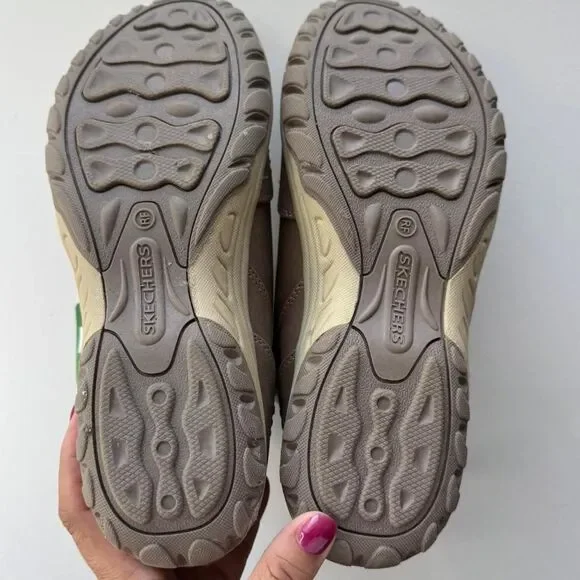 Sketchers Booties Women's Size 10 Tan Walking Memory Foam Air Cooled Activewear - Picture 4 of 8